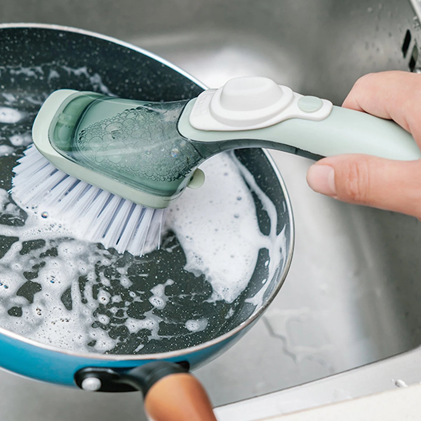 3 In1 Brush With Liquid Dispenser